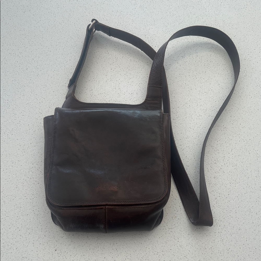 Stone Ridge Brown Distressed Leather Vintage Crossbody Bag Purse